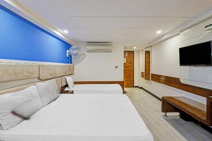 Family Hotel By Pg International New Delhi Exterior photo